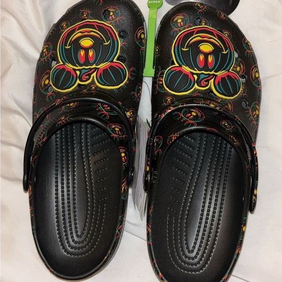 DISNEY HALLOWEEN CROCS - Picture 1 of 4